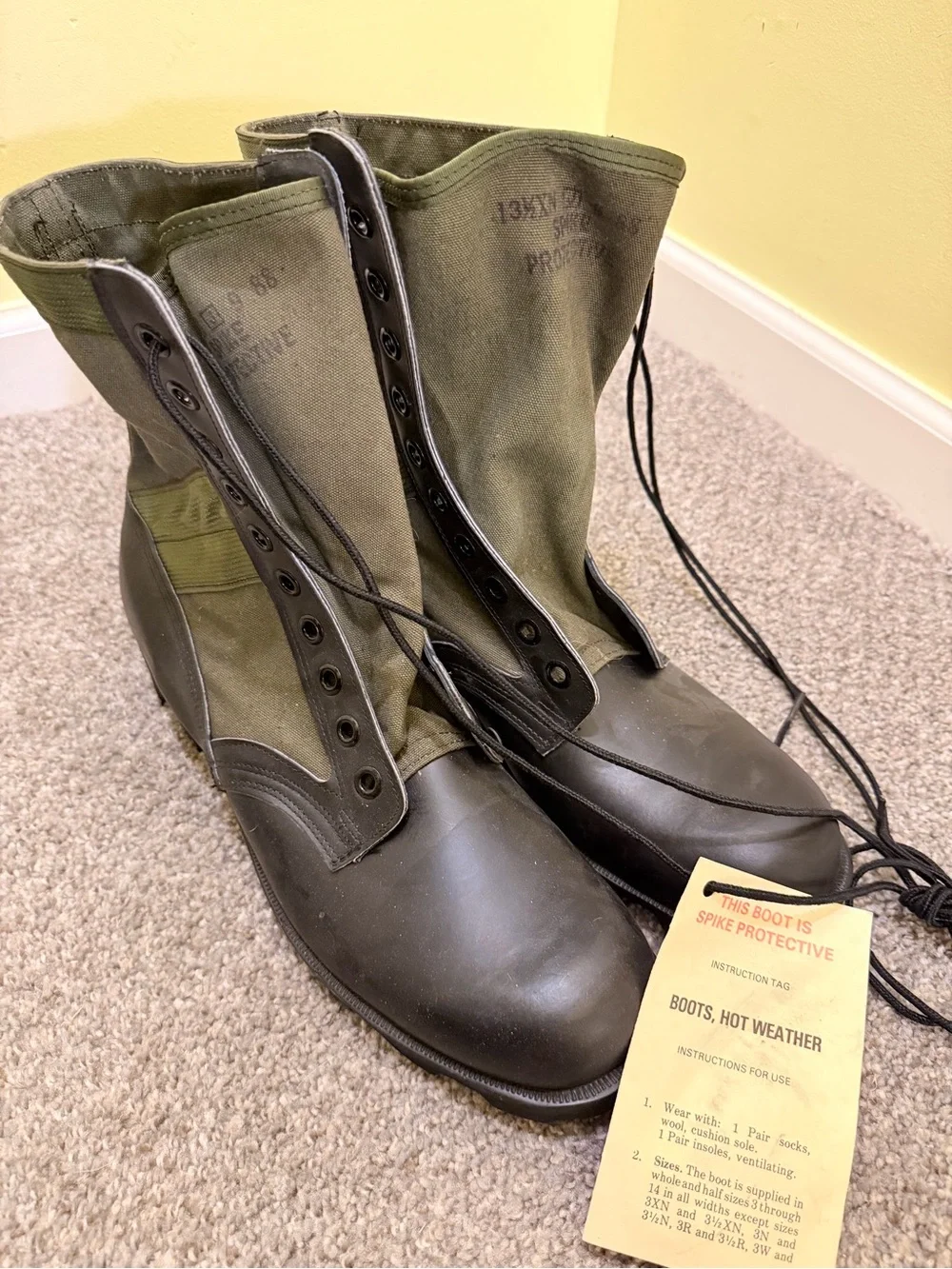 Men's Vintage Army Vietnam Era Jungle Boots